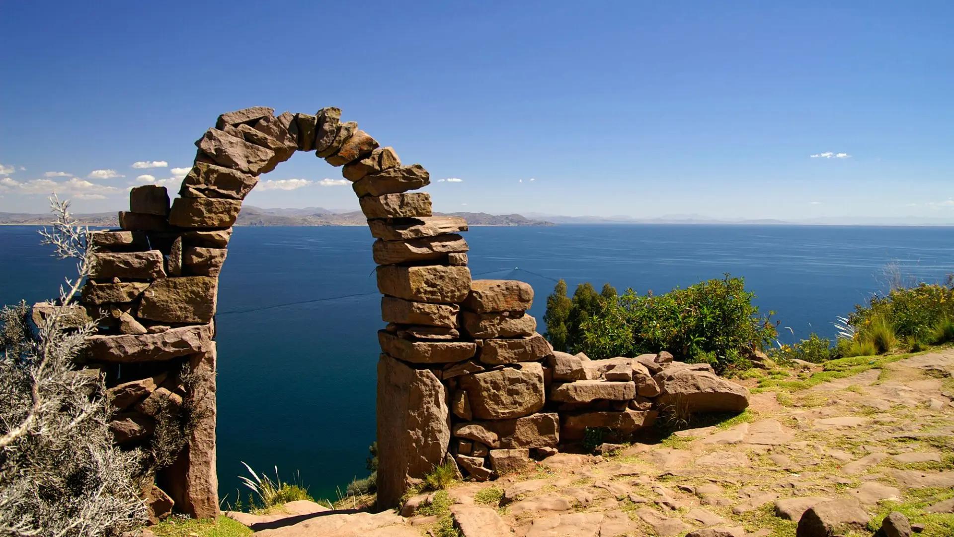Full Lake Titicaca Experience